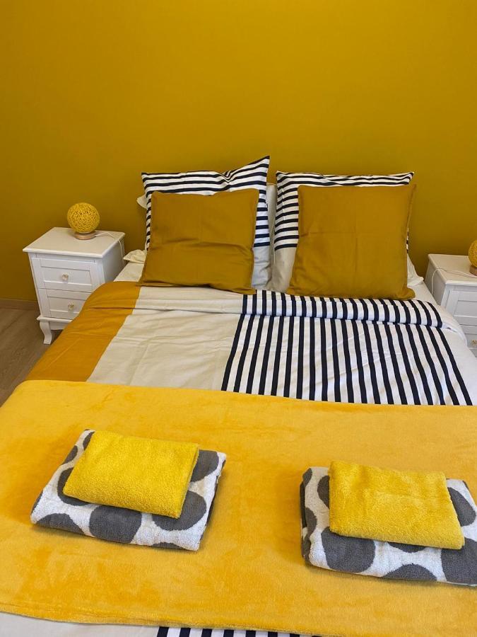 Grand F4 De 71M2 Pour 6 Personnes En Plein Centre Ville Arpajon Kültér fotó